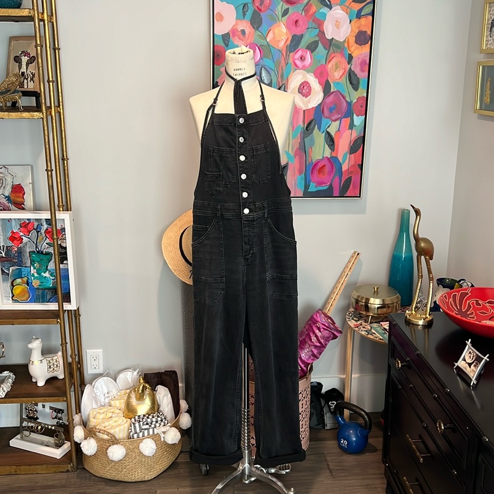 Pilcro denim overalls from Anthropologie. Washed black denim.